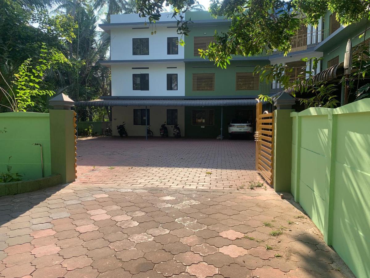 Airavatham Apartments Guruvāyūr Exterior foto